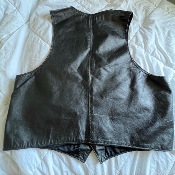 Black leather vest - Picture 2 of 3